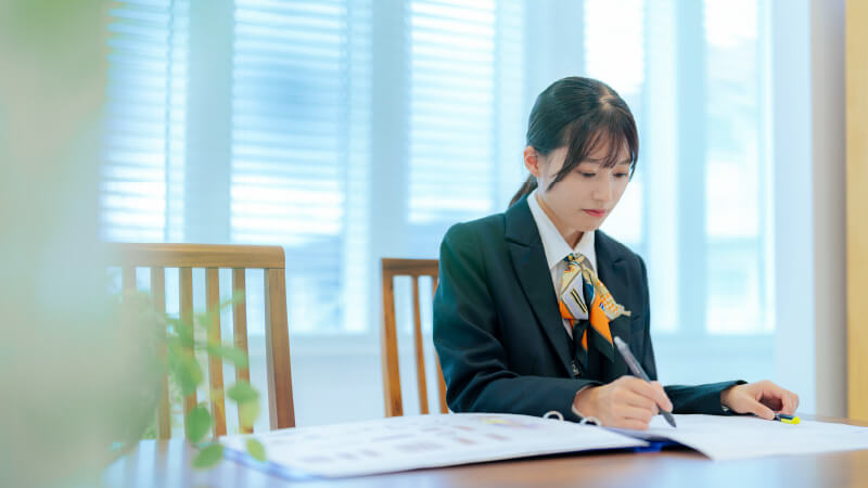 女性ライフプロデューサー（設計士）イメージ画像