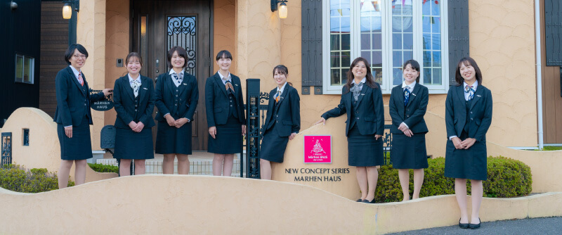 女性ライフプロデューサーの集合写真
